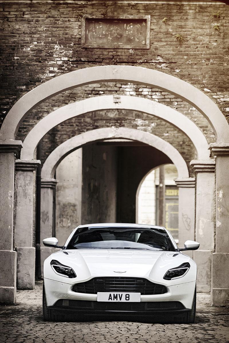 V8-Powered DB11_11.jpg