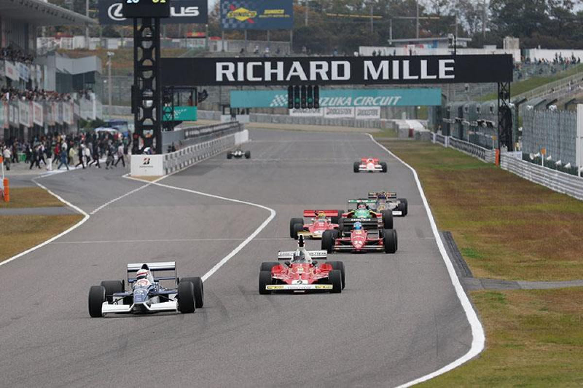 魅惑のエンジンサウンドが鈴鹿サーキットを包み込む | octane.jp