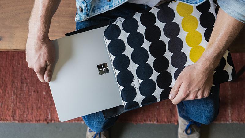 Surface_Marimekko-1204-FBTW_091417_R1a のコピー.jpg