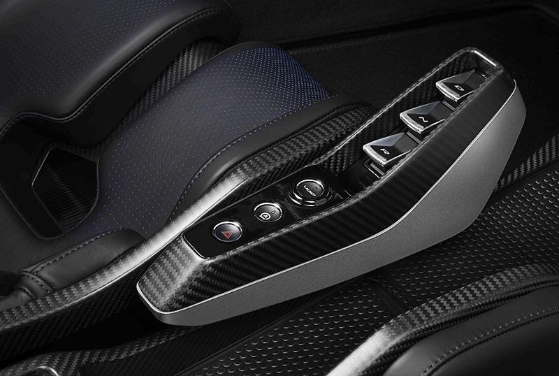 8619McLaren-Senna-transmission-control-detail のコピー.jpg