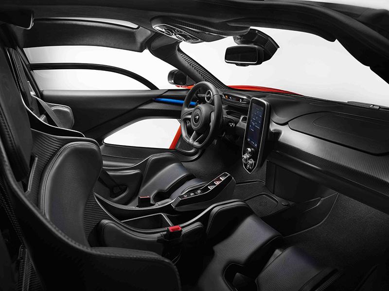 8626McLaren-Senna-Interior-3 のコピー.jpg