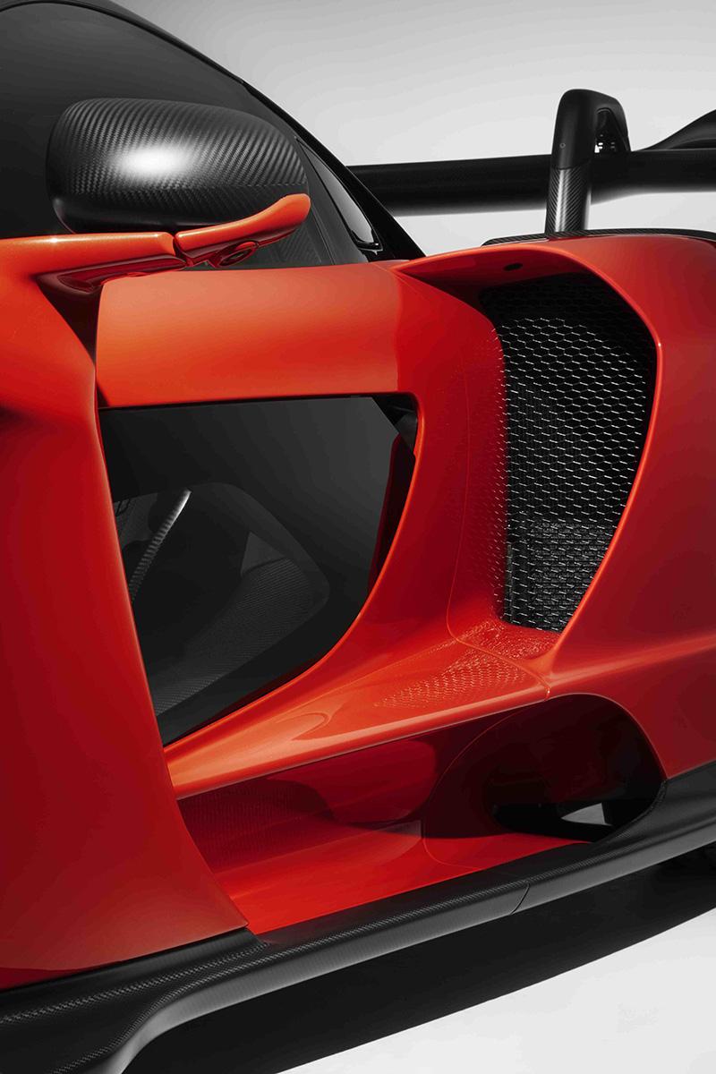 8625McLaren-Senna--side-intake-and-door-strake のコピー.jpg
