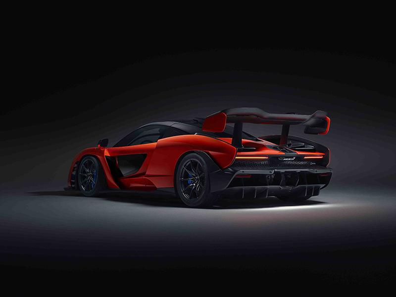 8609McLaren-Senna---2b のコピー.jpg