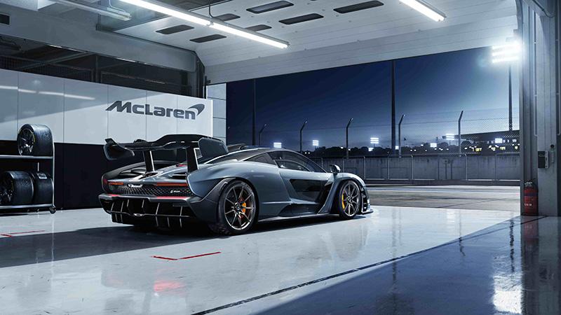 8627McLaren-Senna_scene-1 のコピー.jpg