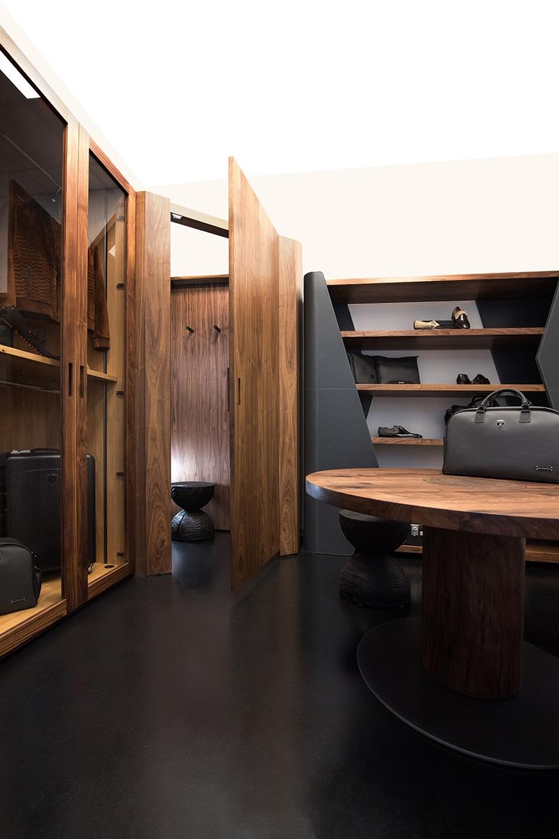 Collezione Automobili lamborghini - Ad Personam showroom のコピー.jpg