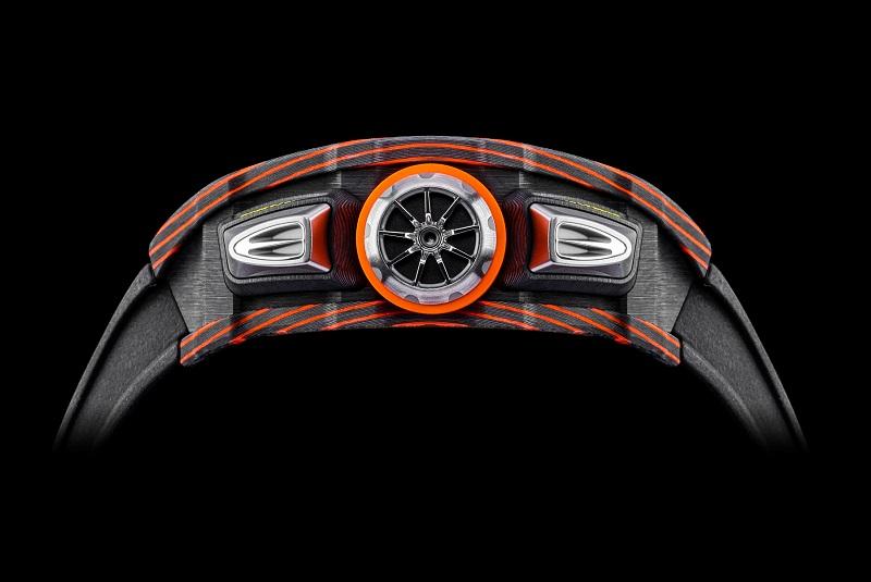 RM11-03_McL_caseband_1800.jpg