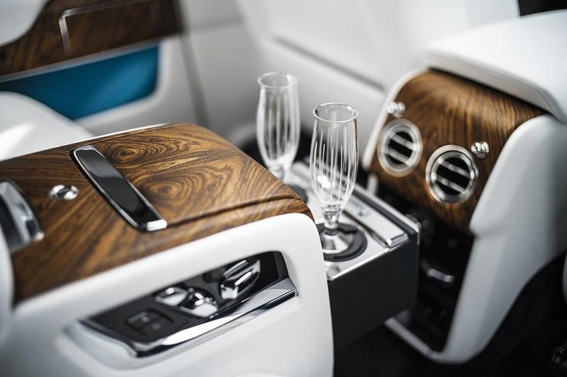 cullinan-tg-interior-4.jpg