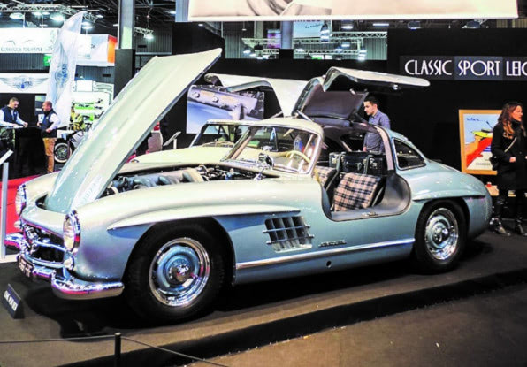 フランスで感じるクラシックカーの魅力│レトロモビル 2018のおさらい