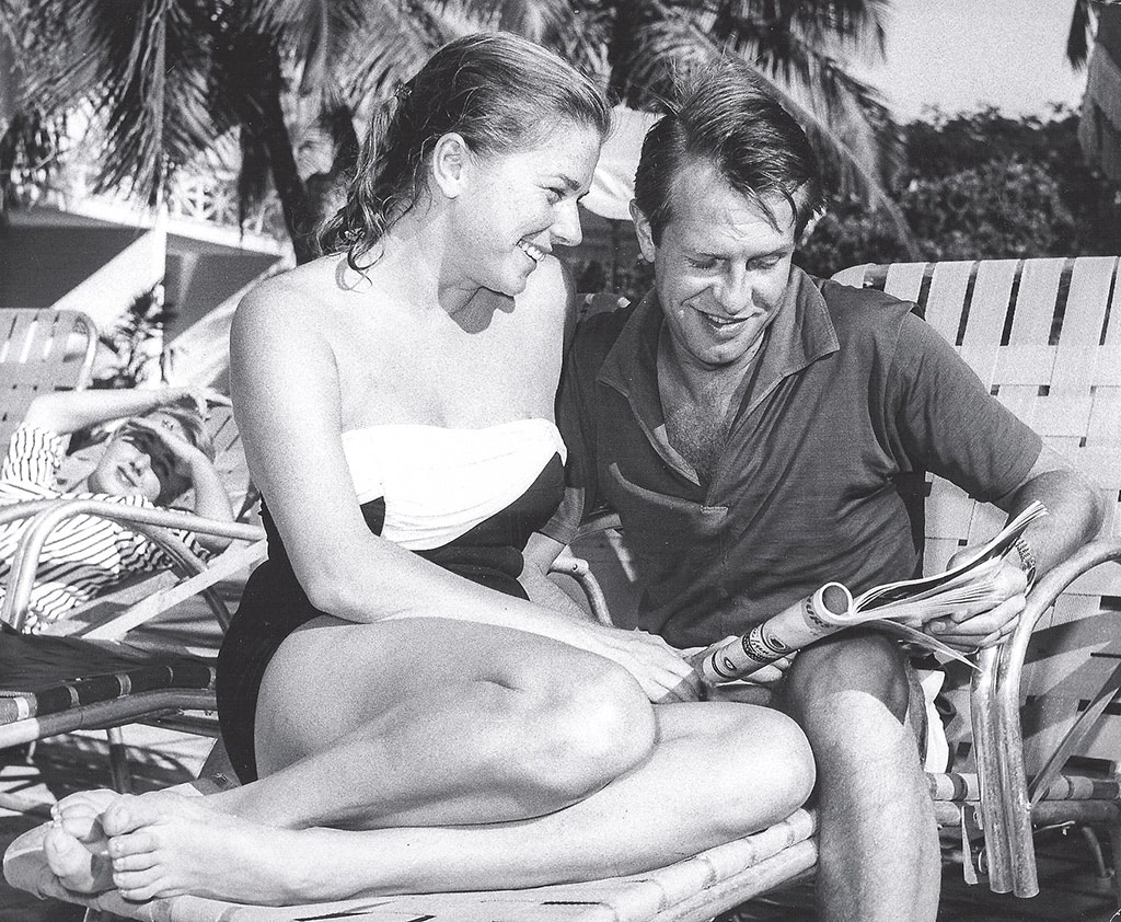 ルイーズとピーター フェラーリ所属のgpドライバーと舞台女優の美しくも儚い日々 Octane Jp Fuelling The Passion 車に情熱を ルイーズとピーター フェラーリ所属のgpドライバーと舞台女優の美しくも儚い日々 Octane Jp Fuelling The Passion 車に情熱を