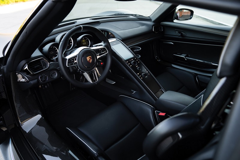 2018年12月に落札されたクラシックカートップ10は！？│総額30億円超え octane.jp 美しい車と暮らす