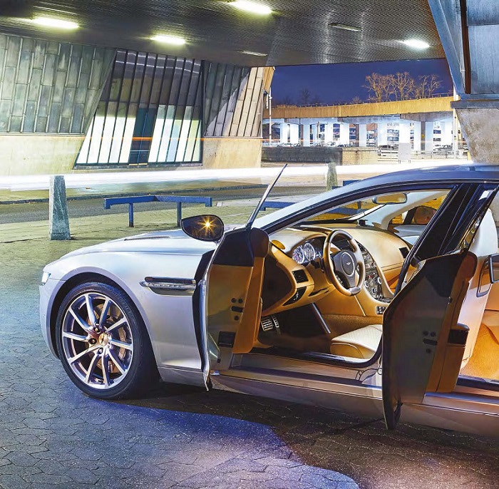 ラゴンダが1億2500万円なら高くない！セレブを釘づけにする大人の強烈