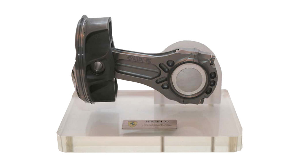 フェラーリF1レースカーの「部品」を蒐集する｜AUTOMOBILIA 第