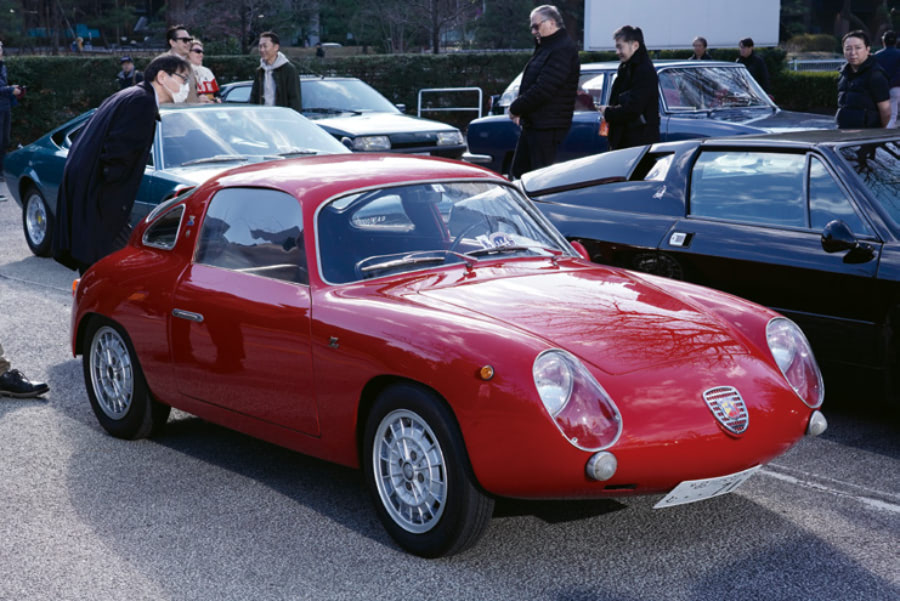 イタリアカロツェリアZagato 90周年 ハードカバー写真集 イタリア車 綺麗 イタリアカロツェリアZagato 90周年 ハードカバー写真集 イタリア車