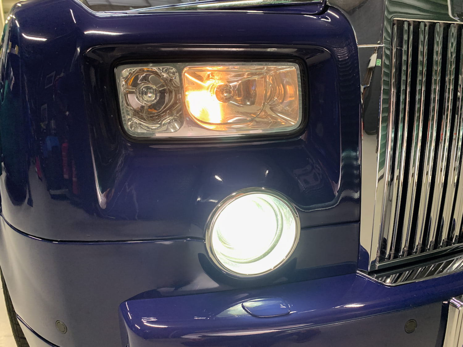 Mr.ビーンも驚愕、ロールス・ロイスの修理費は想像以上！｜『Octane