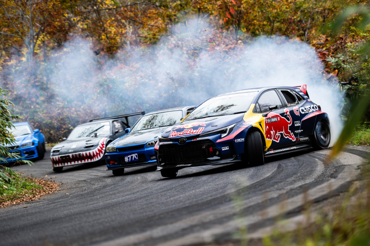 峠最速は誰だ!? WRCチャンピオンと『頭文字D』主人公が峠でバトル