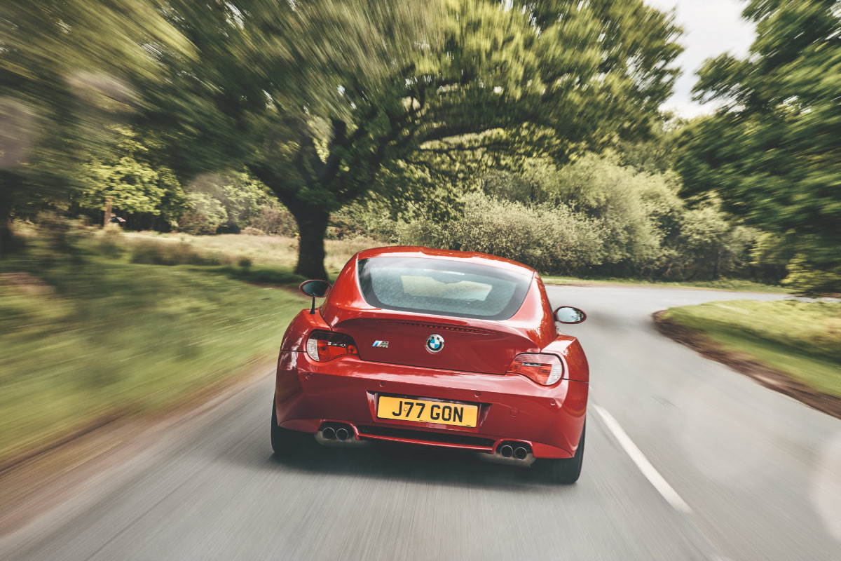 第一世代のZ4に注目｜未来的スポーツカーBMW Zモデルを徹底比較【Z4編