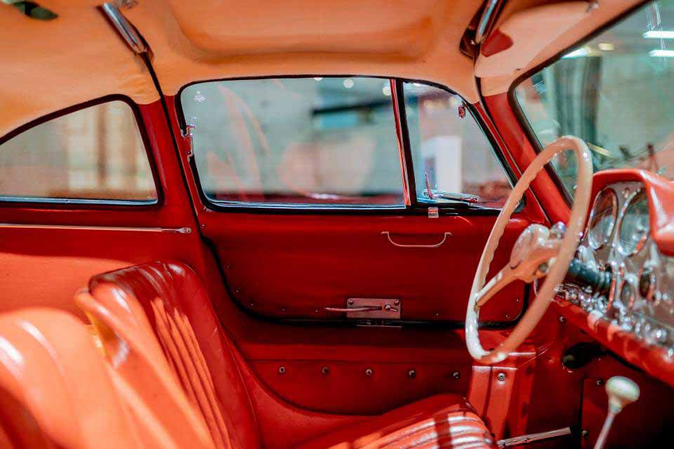 連載：アナログ時代のクルマたち｜Vol. 51 メルセデス・ベンツ300SL