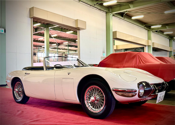 トヨタの2台のスポーツ・カー　2000GT SPORTS 800 5ドアの2000GTも！ トヨタスポーツ800、トヨタ2000GTはじめと