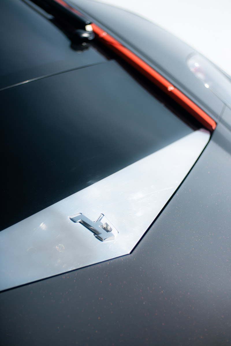 ヌッチオ・ベルトーネ ステアリング asahi.com（朝日新聞社）：ヌッチオ・ベルトーネのサインが刻