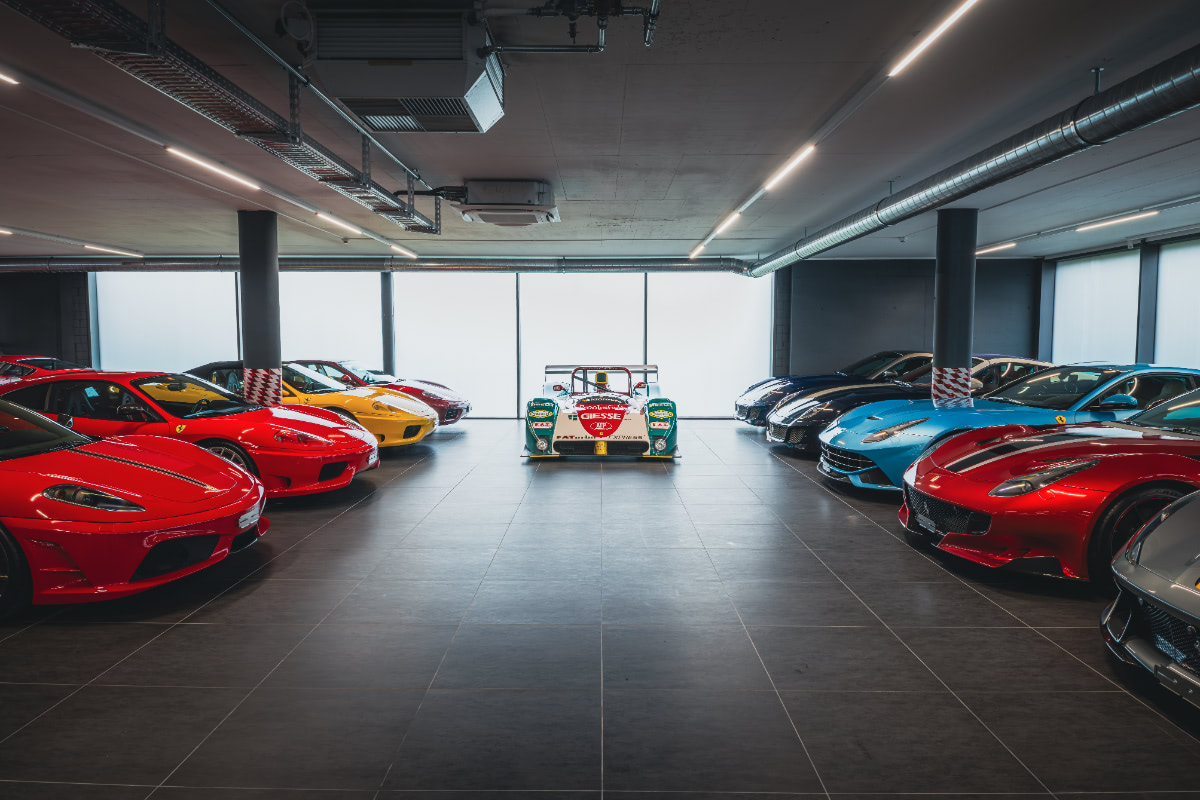 フェラーリXX3台を含む42台コレクションがオークションに登場