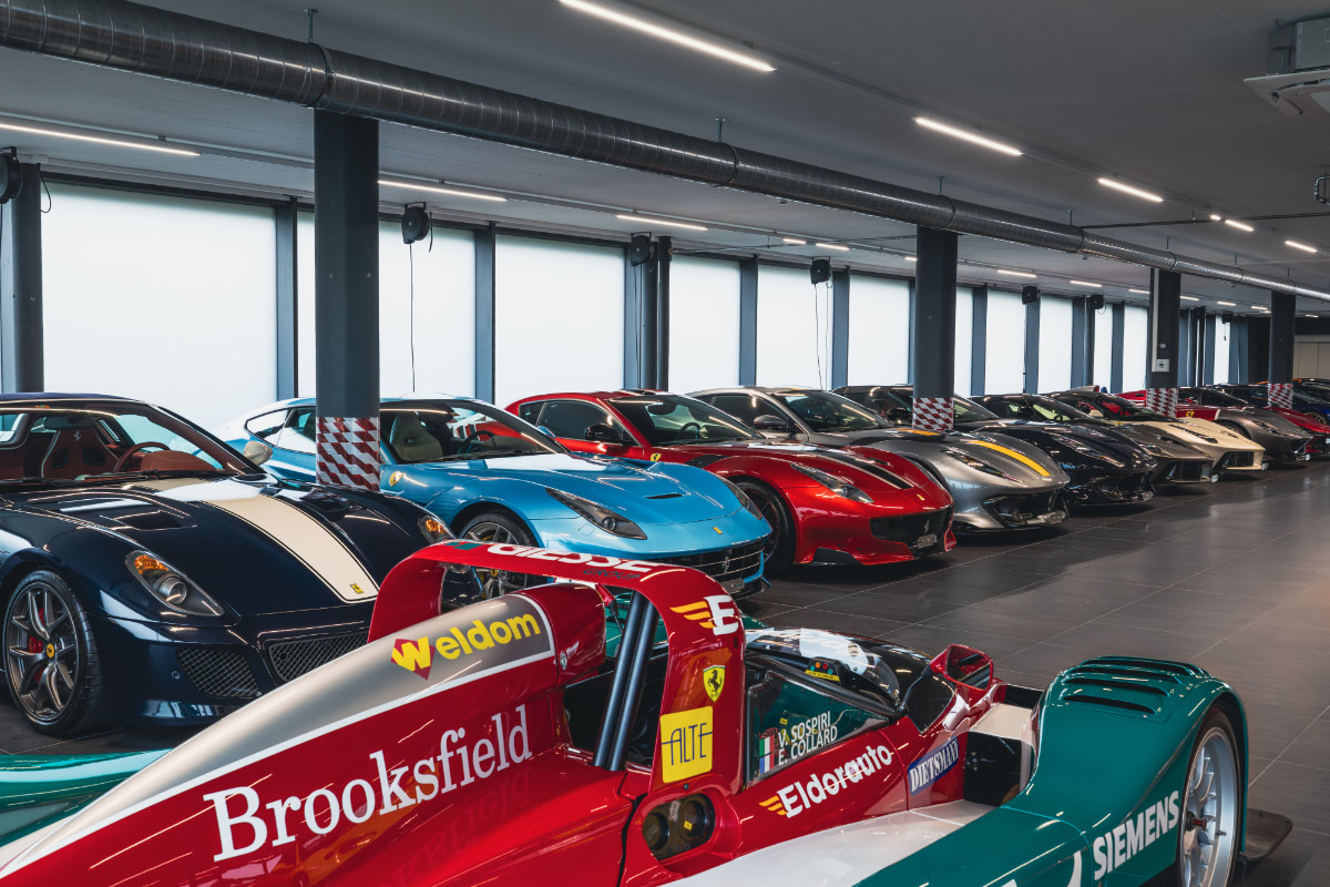 フェラーリXX3台を含む42台コレクションがオークションに登場