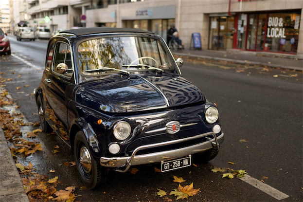 フィアット500「Titine」と生きる｜ヴァンセンヌ旧車会の小さな女王
