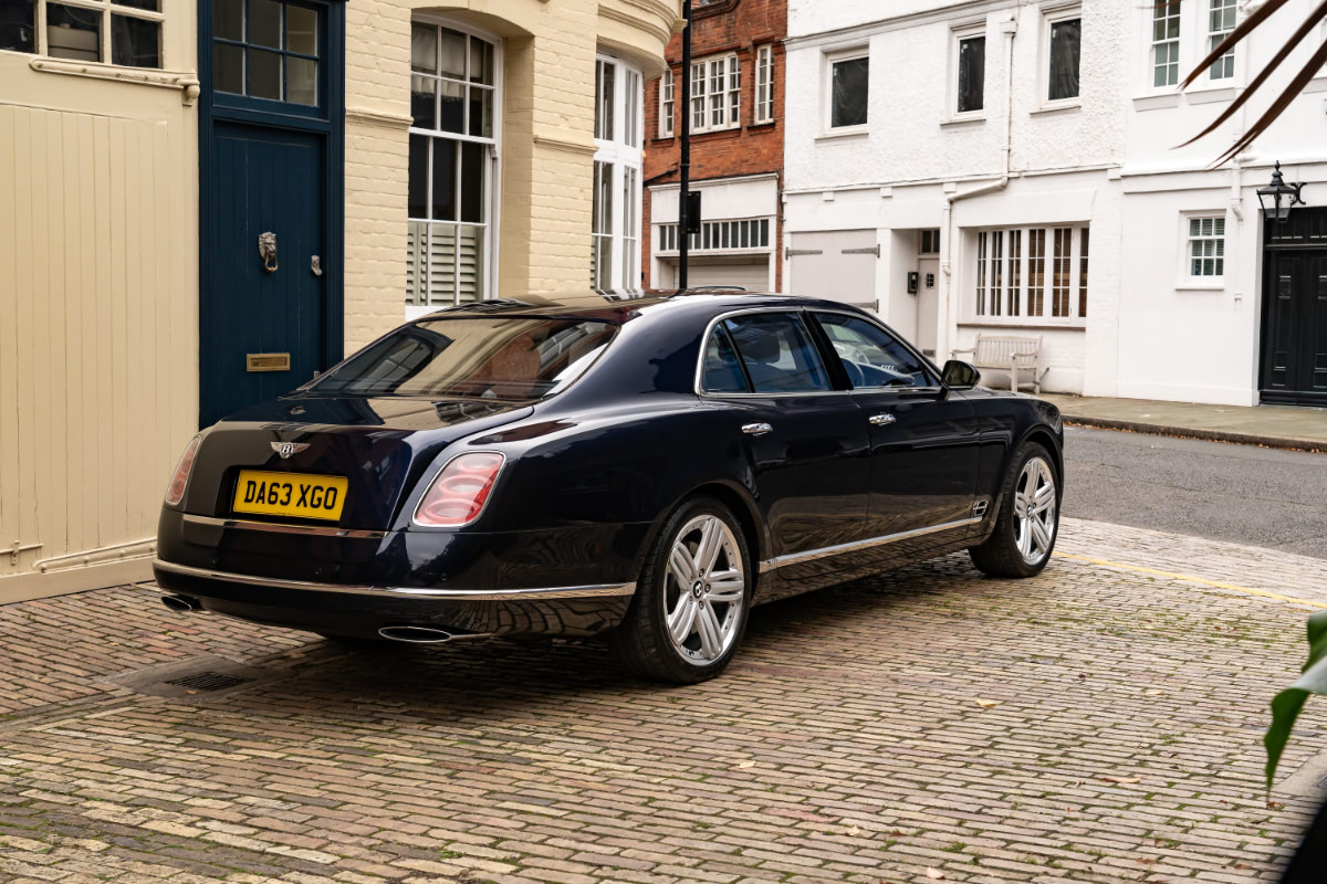 ウェールズ公（現国王チャールズ3世）が乗っていた、2013年ベントレー・ミュルザンヌを入手できるチャンス！ | octane.jp | 美しい車と暮らす