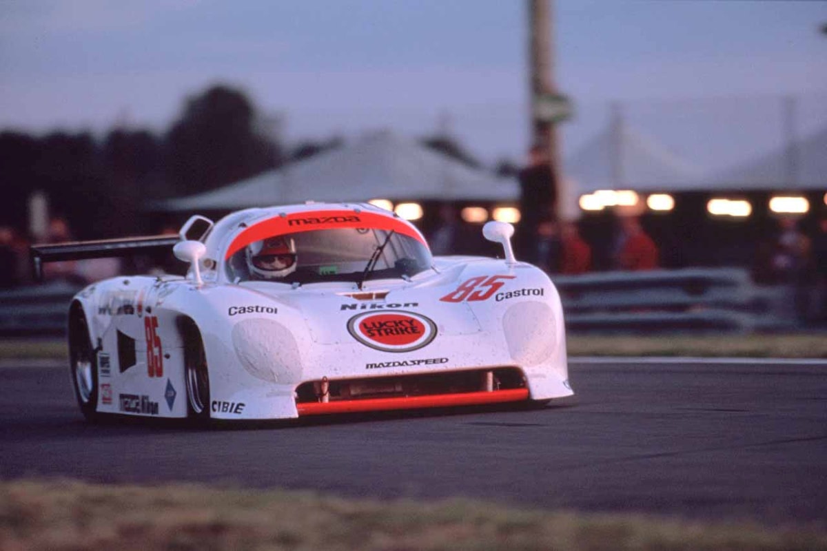 連載：アナログ時代のクルマたち｜Vol. 69 マツダ737C | octane.jp