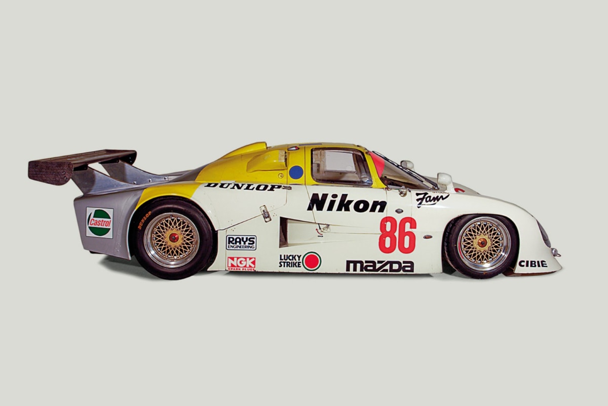 連載：アナログ時代のクルマたち｜Vol. 69 マツダ737C | octane.jp