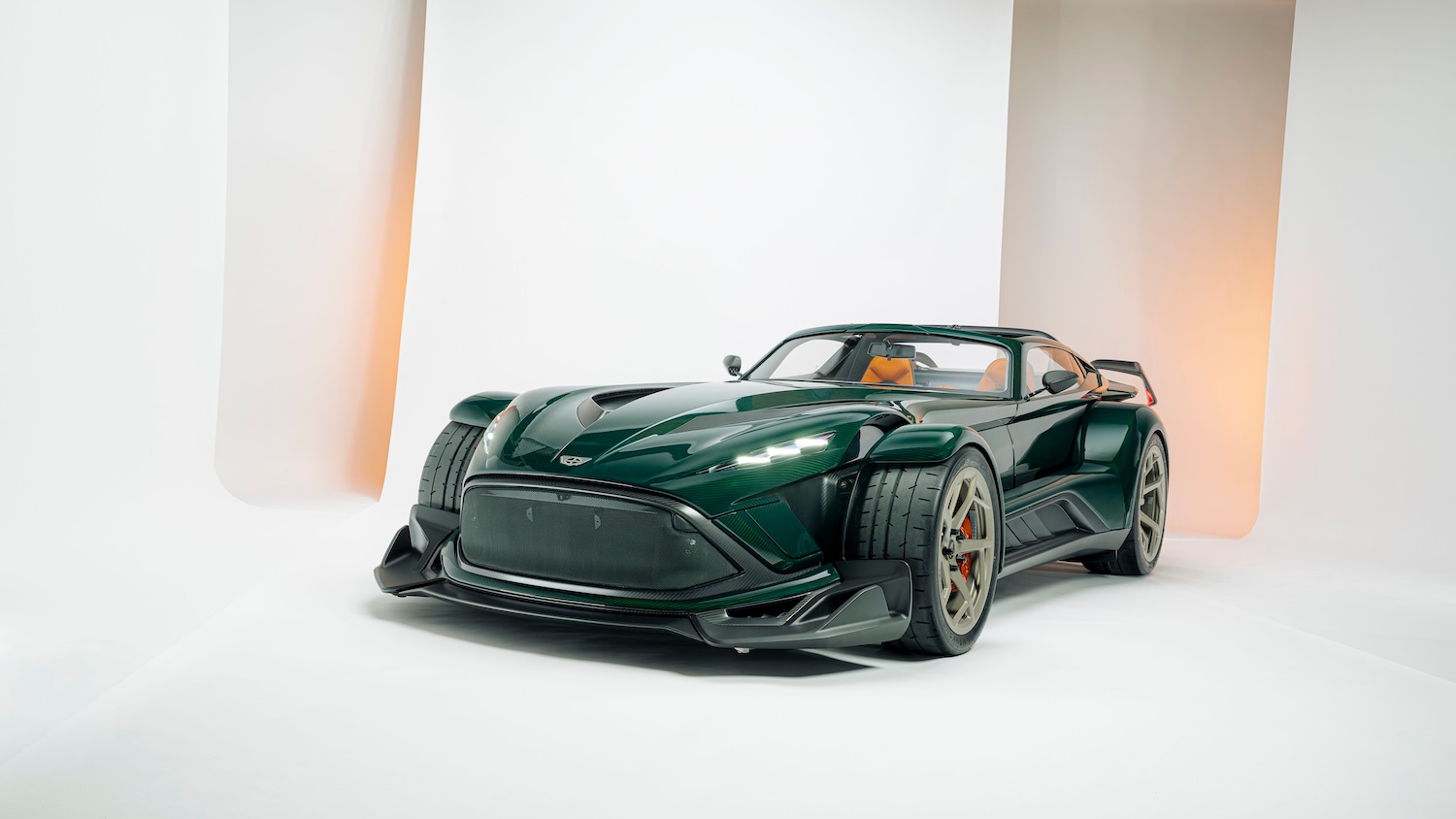 車重780kgで600馬力！超過激な究極のドライバーズカー｜オランダ発