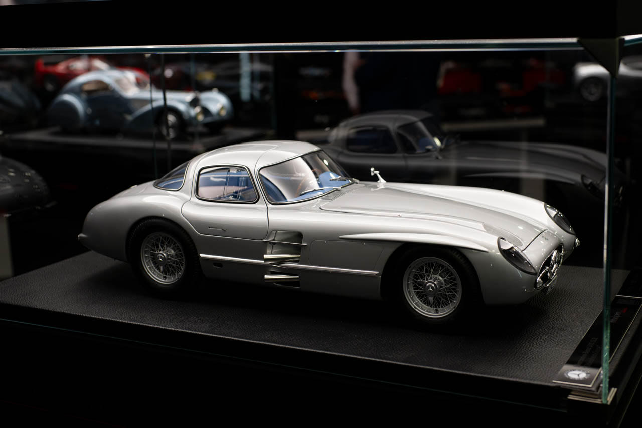 レトロモビル50周年の「外典」。パリに突如出現した、380ユーロの聖域