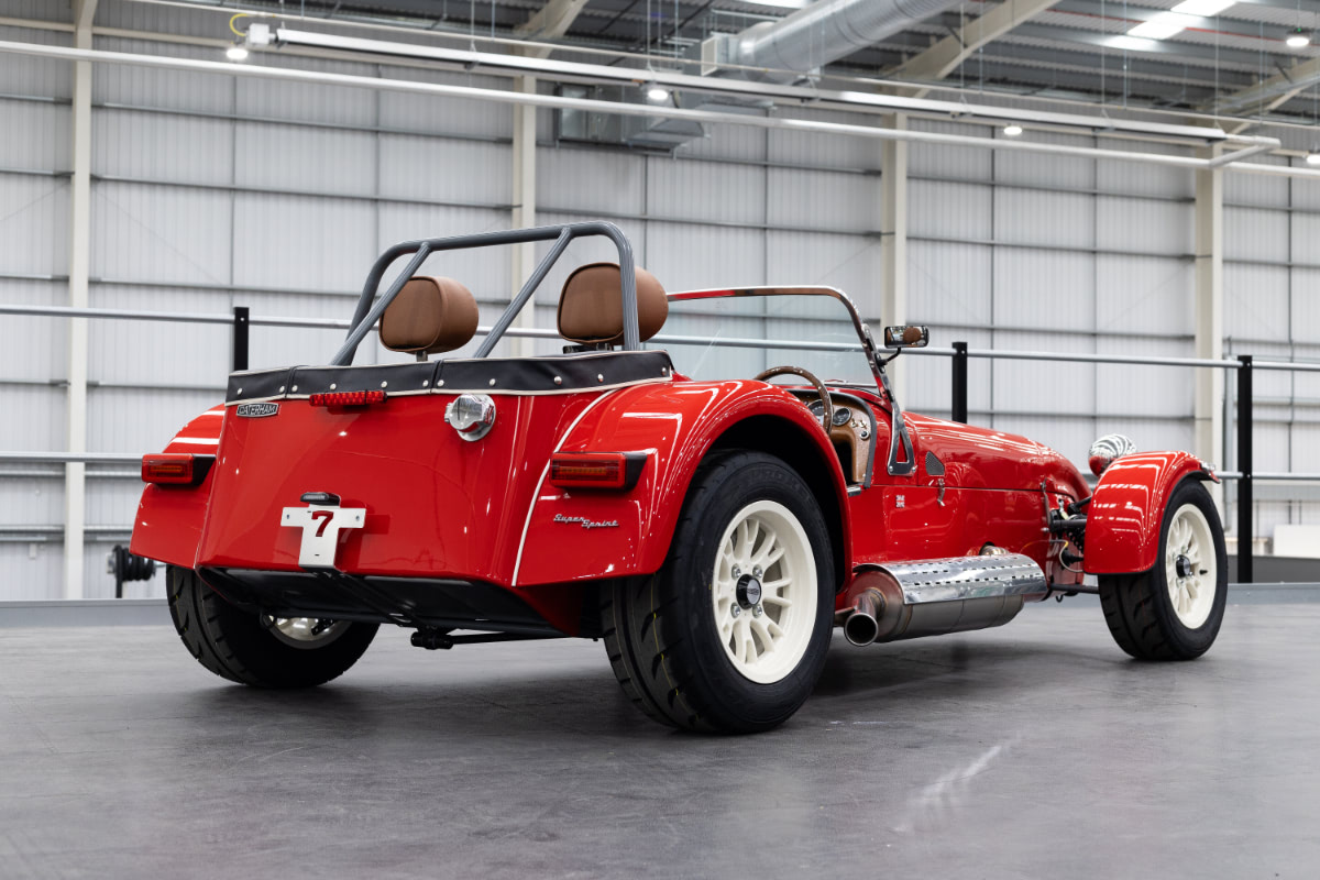 1960年代のレーシングエッセンスを受け継ぐケータハムSEVEN 340