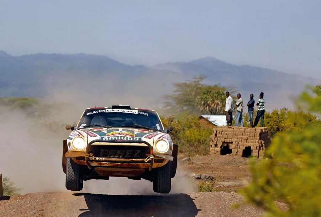 サファリをクラシックカーで巡る！壮絶な体験の数々 | octane.jp