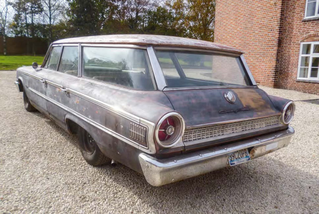 思いがけず購入したフォード・ギャラクシー・カントリーセダンを直す