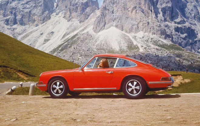 ポルシェ911それぞれの中間を埋めるために登場したのは？ | octane.jp