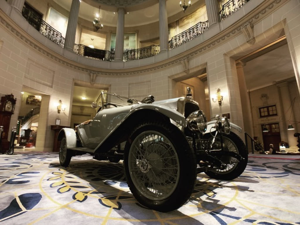 96年前に造られたアストンマーティンがイギリス王立自動車クラブに展示中 octane.jp 美しい車と暮らす