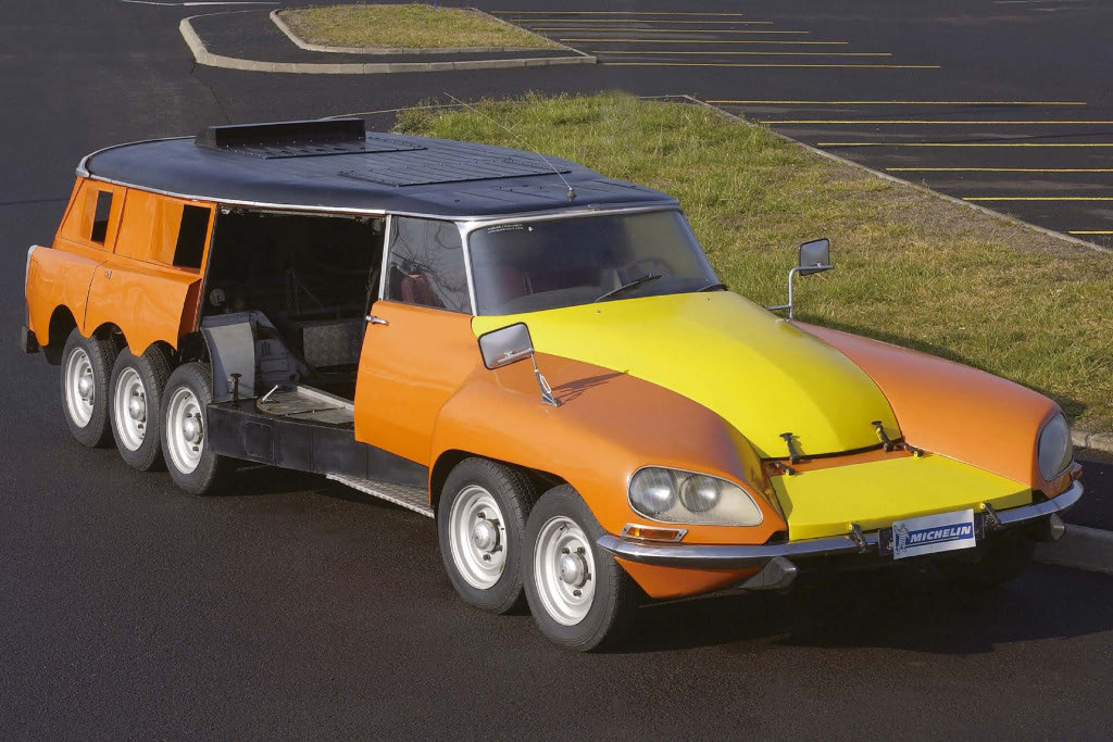 タイヤを10個履いたシトロエンdsムカデカーが誕生した理由とは Octane Jp Fuelling The Passion 車 に情熱を タイヤを10個履いたシトロエンdsムカデカーが誕生した理由とは Octane Jp Fuelling The Passion 車 に情熱を