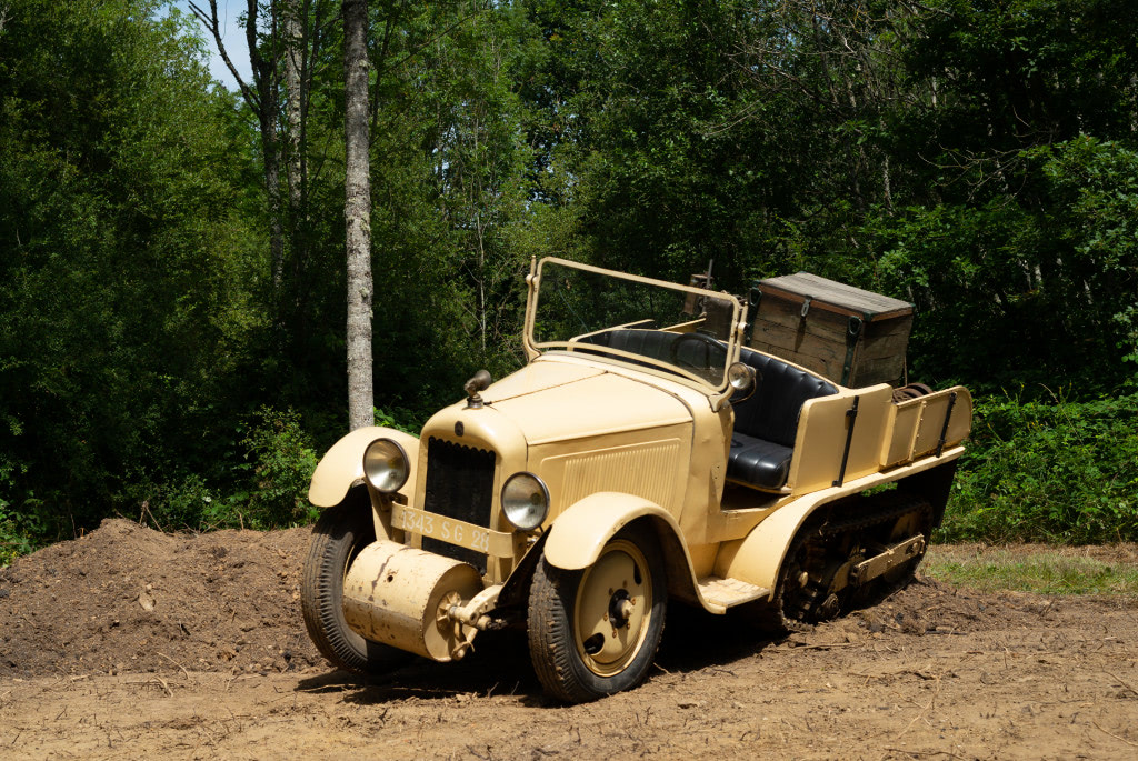 世界中から1万台のシトロエンがフランスに！│100周年記念イベントを