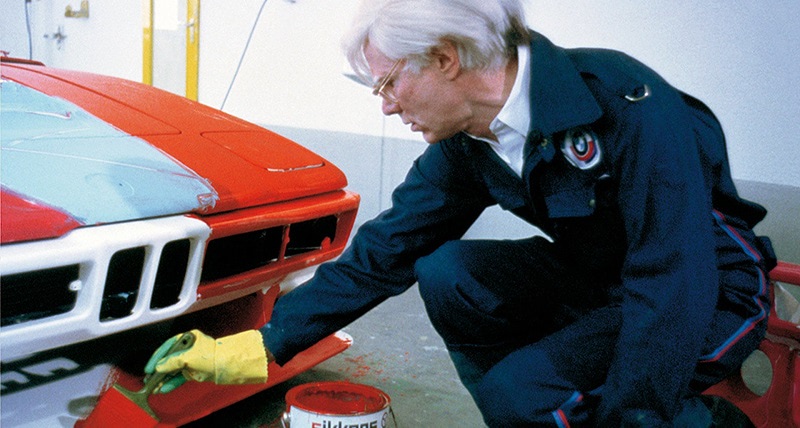 アンディ・ウォーホルが手がけたBMW M1│誕生40年記念のアート写真公開
