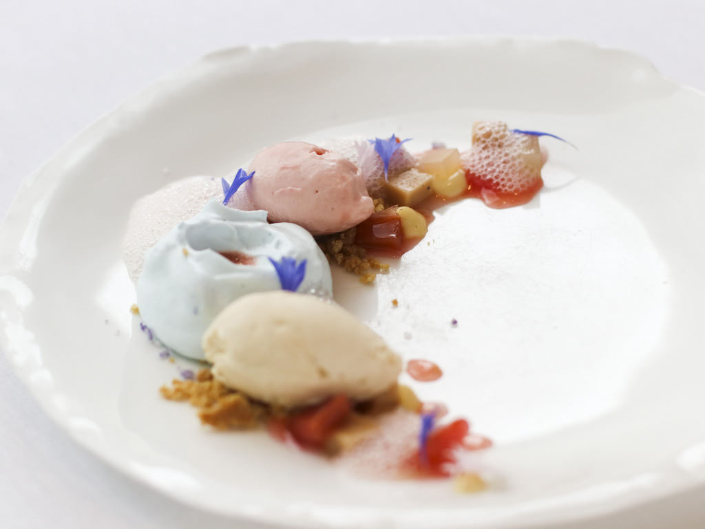 b25693468da9381c243ee2f88c82ba