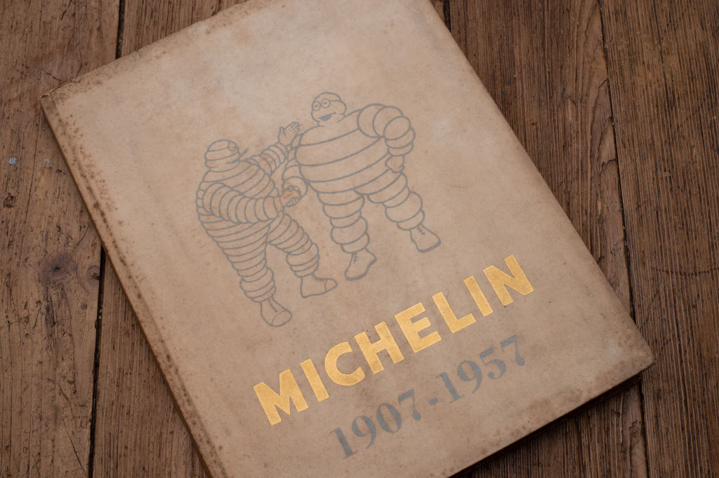 オートモービリアの魅惑の世界。イタリアからのビバンダム