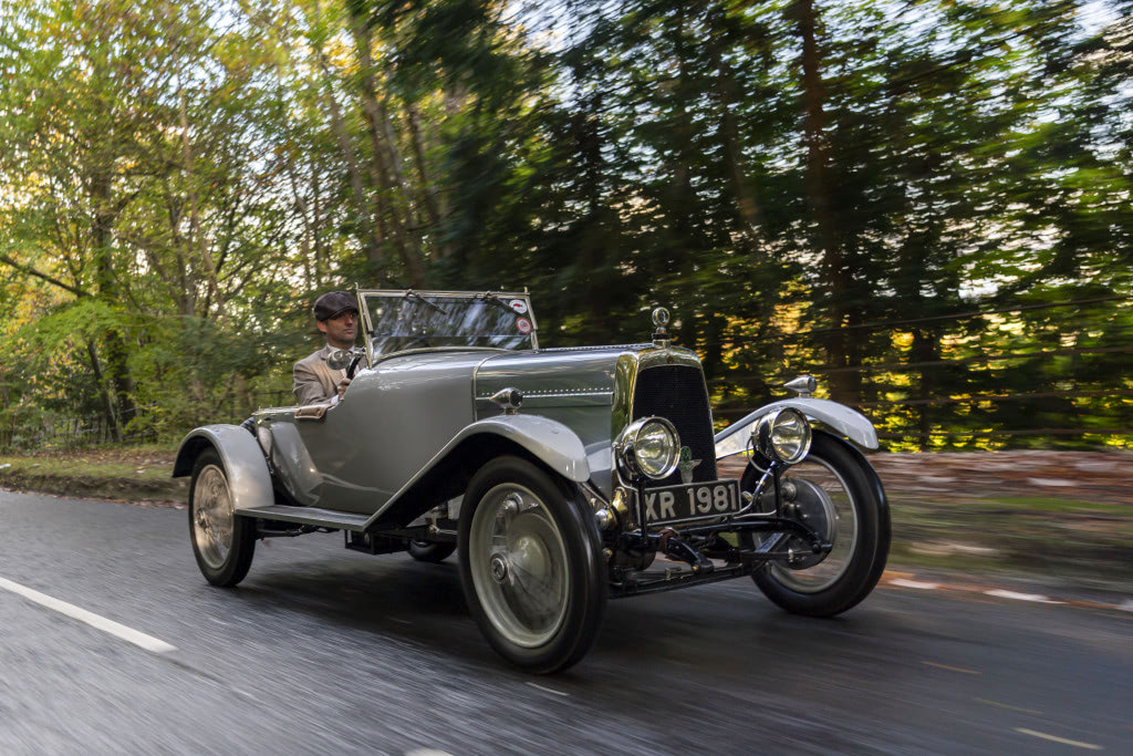 再現された輝かしいシーン 95年前のアストン・クリントン octane.jp 美しい車と暮らす