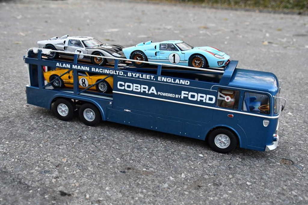 超貴重　シュコー製 （ドイツ）マトラ・フォード　１９６９フリクションモデル モデルファクトリーヒロ 1/24 レジンキット フォード GT ルマン
