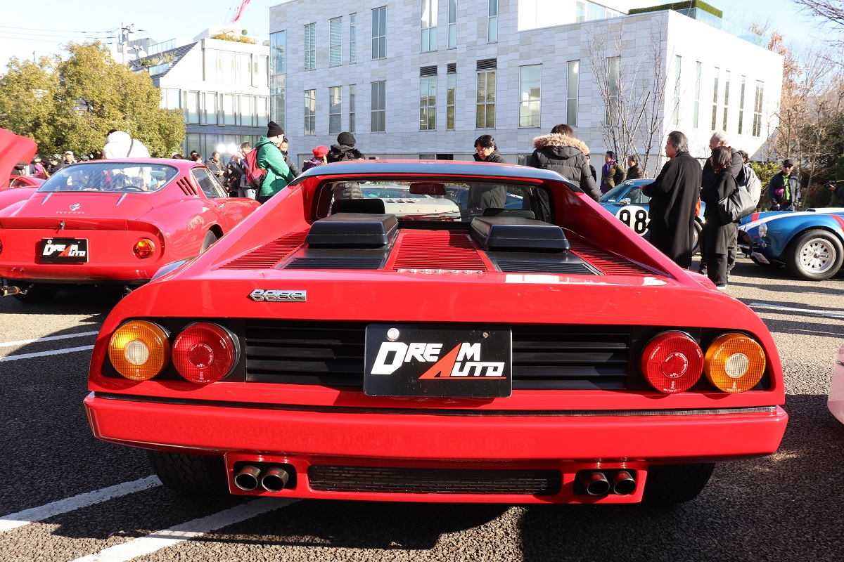 KinkiKids 堂本光一も登場！20台以上のフォードとフェラーリの名マシン