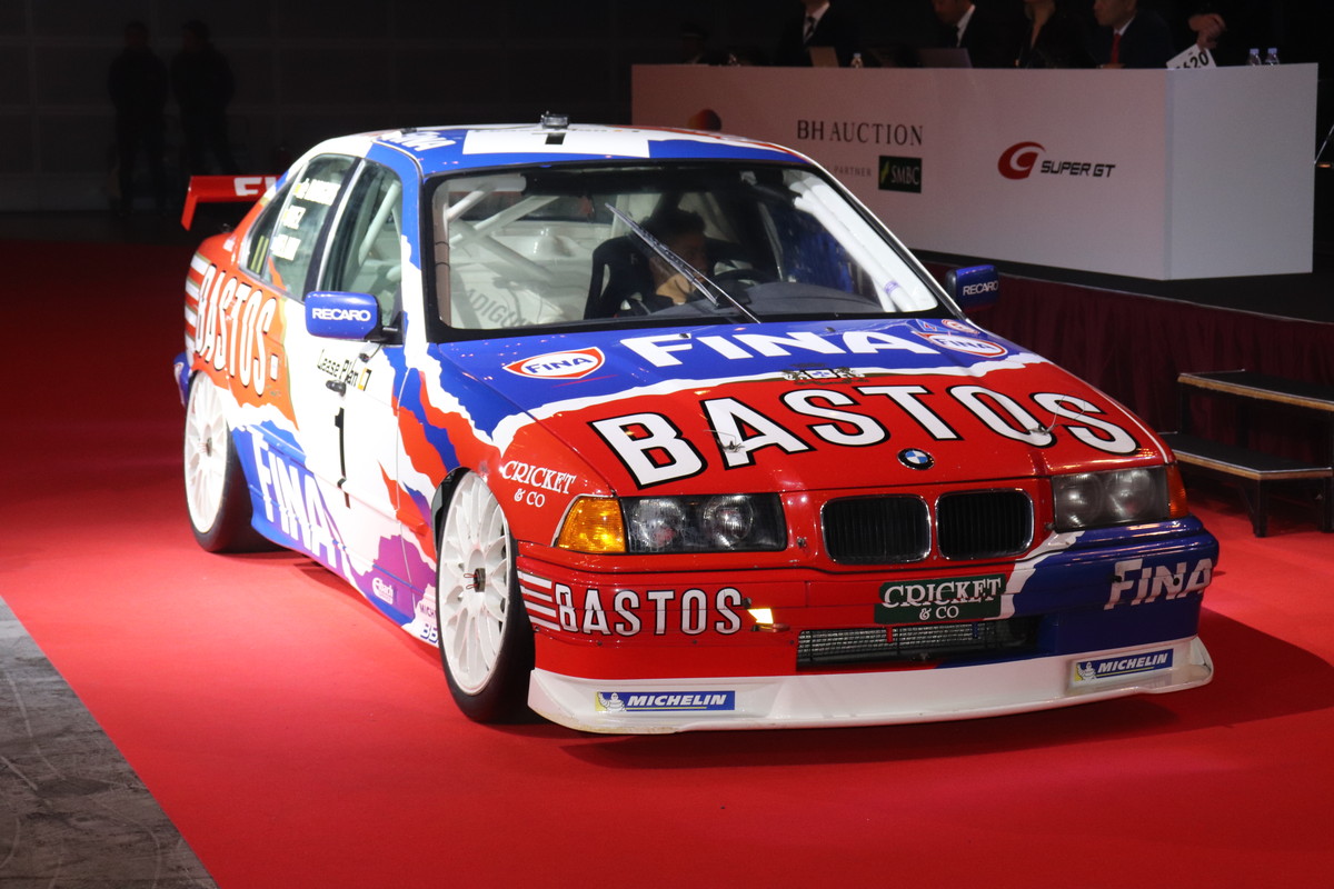 幕張メッセで開催されたレーシングカーだけのオークション結果は