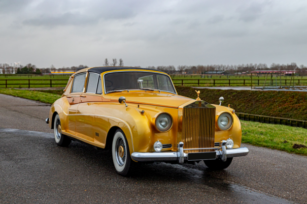 世界に一台！ゴールドのロールス・ロイス│注文したのはある女優だった