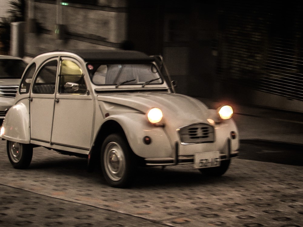 北へ、南へ、シトロエン2CVと30年│第4回 シトロエン2CVとVWビートル