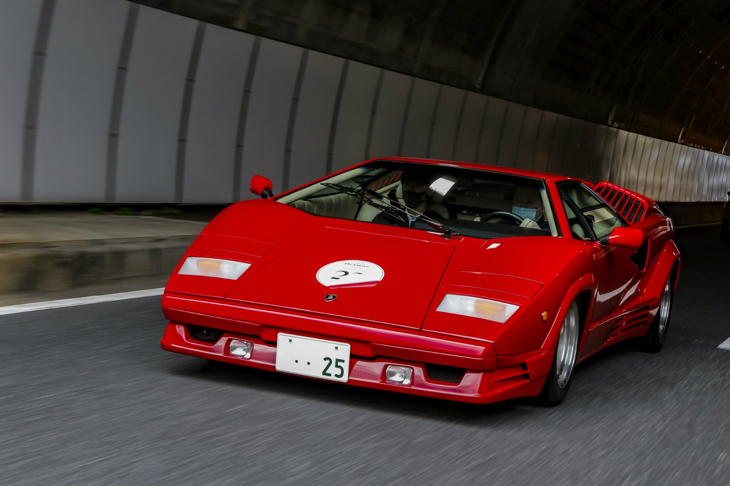 ランボルギーニ カウンタックとディアブロ 2台セット♨️♨️♨️ ランボルギーニ「ディアブロ」が4000万円オーバーで落札