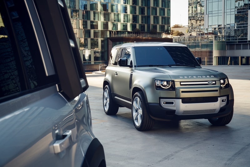 待望の3ドアモデル「ディフェンダー90」日本上陸｜魅力を発信する