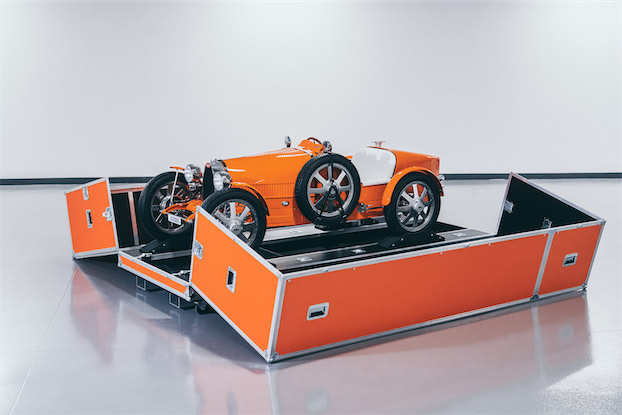 最初の1台を手にしたのは？ブガッティ・ベイビーIIの納車がついに